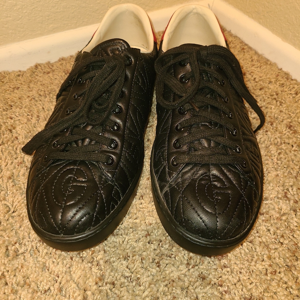 GUCCI Quilted Ace Black Embossed Sneakers Sz 7 (US 8)